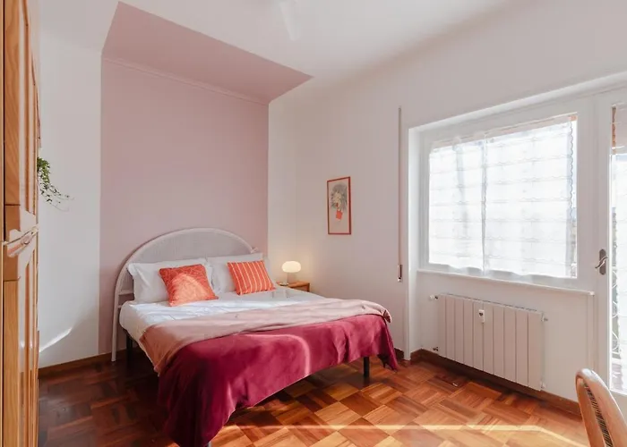 Bright 2br With Balcony, Caffarella, Furio Camillo, Tuscolana Station Appartamento