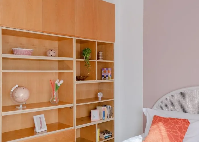 Appartamento Bright 2br With Balcony, Caffarella, Furio Camillo, Tuscolana Station Roma