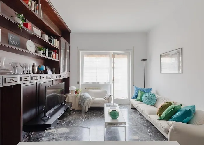 Appartamento Bright 2br With Balcony, Caffarella, Furio Camillo, Tuscolana Station