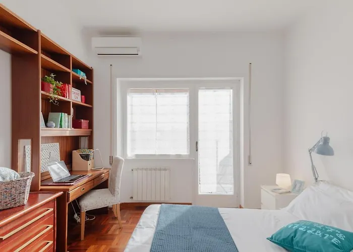 Appartamento Bright 2br With Balcony, Caffarella, Furio Camillo, Tuscolana Station Roma